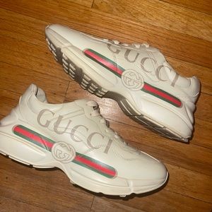Mens 10.5 Gucci Rhyton sneaker.
